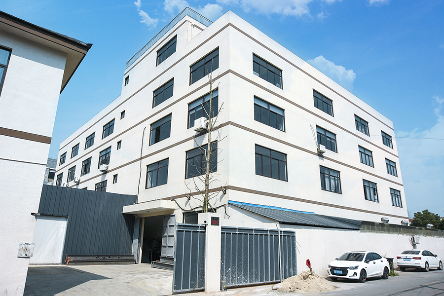Exteriorul fabricii