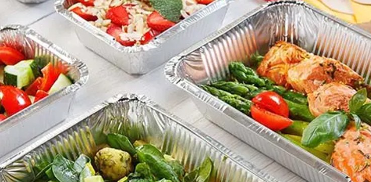 Știința din spatele recipientelor din folie de aluminiu pentru alimente: cum păstrează alimentele proaspete și fierbinți